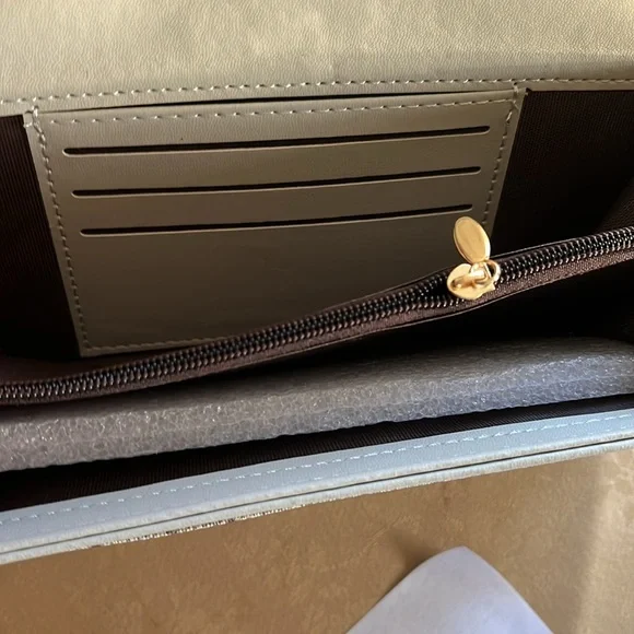 Wallet - Picture 5 of 8